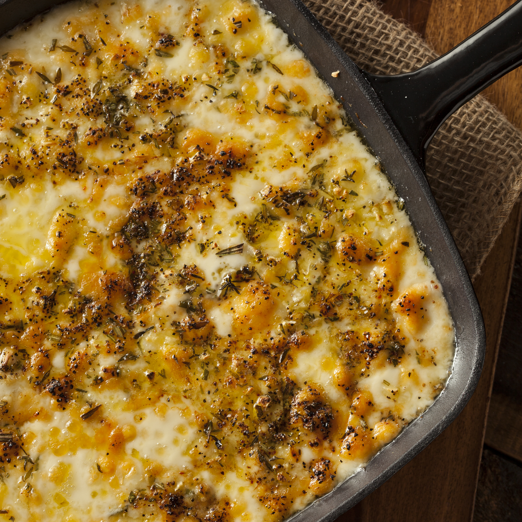 Cheesy Artichoke and Crab dip